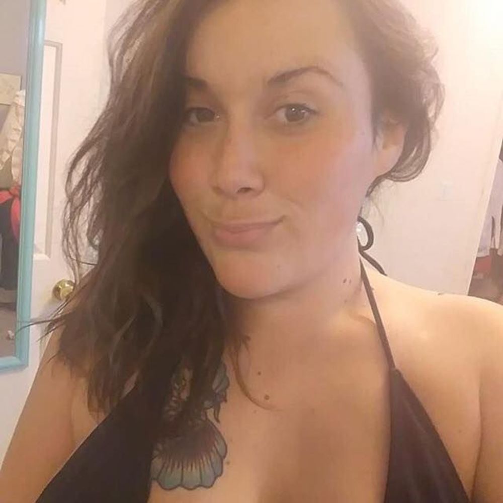 Meet your Posher, Selina